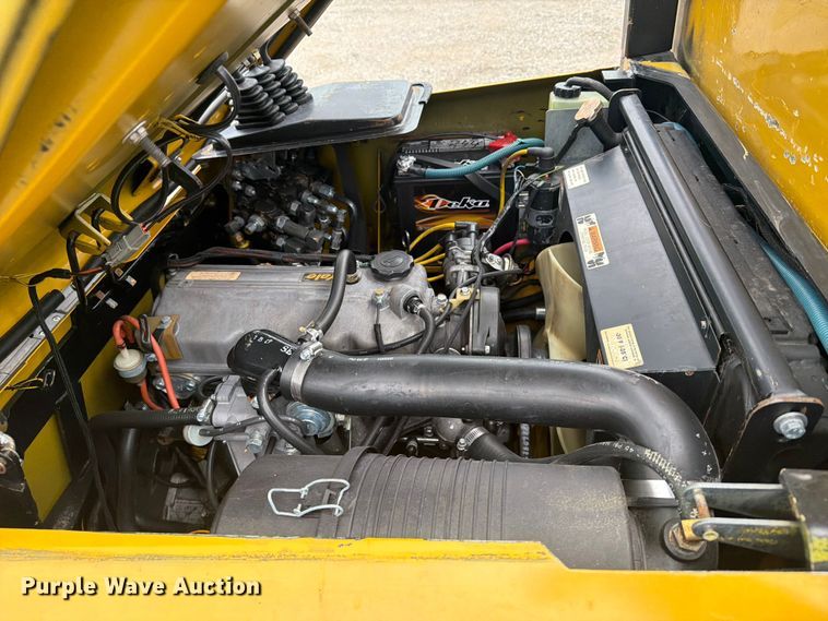 image for item EG9284 Yale GLC050RGNUAE084 forklift