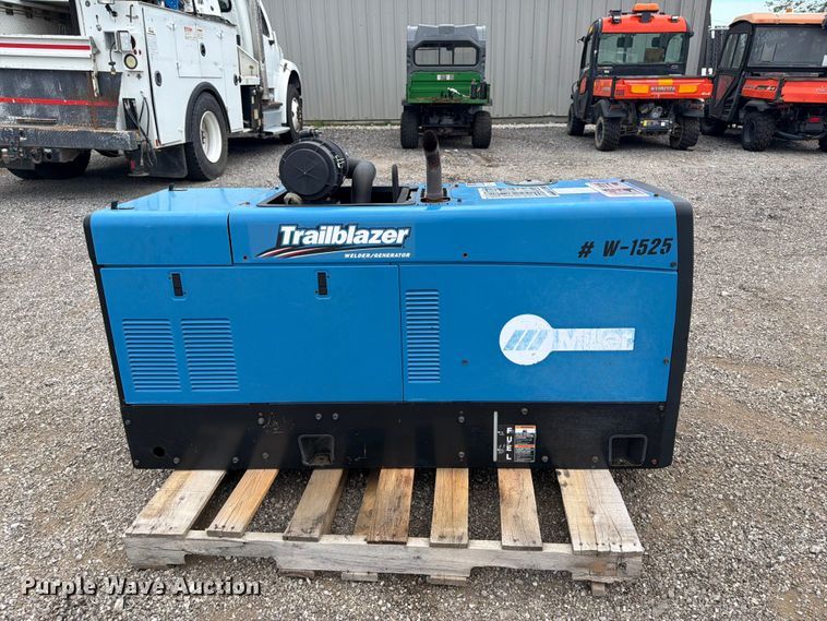 image for item EG9288 Miller Trailblazer 302 Air Pak welder/generator