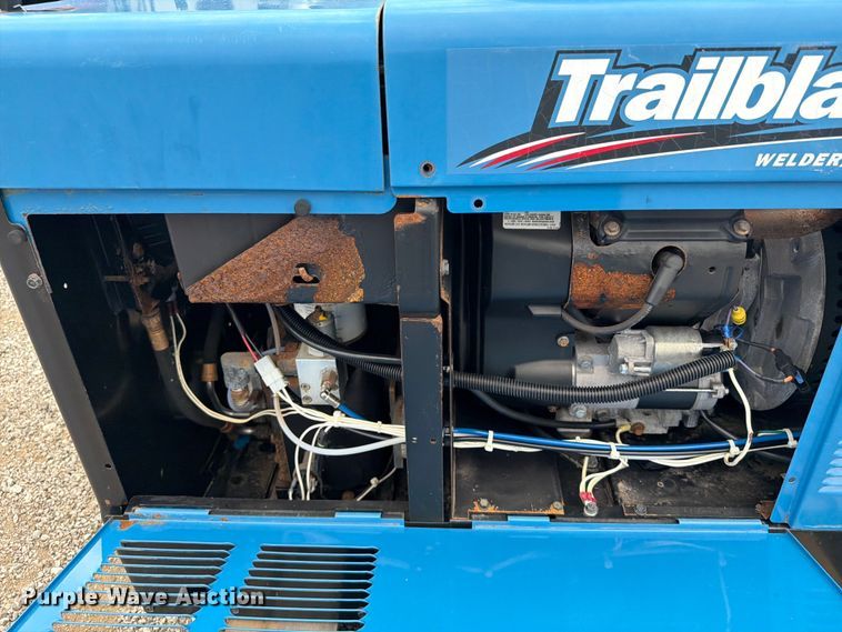 image for item EG9288 Miller Trailblazer 302 Air Pak welder/generator