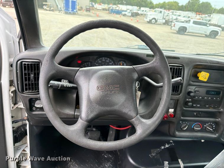 image for item EG9291 2008 GMC C7500 Propane delivery truck