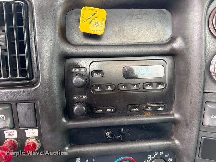 image for item EG9291 2008 GMC C7500 Propane delivery truck