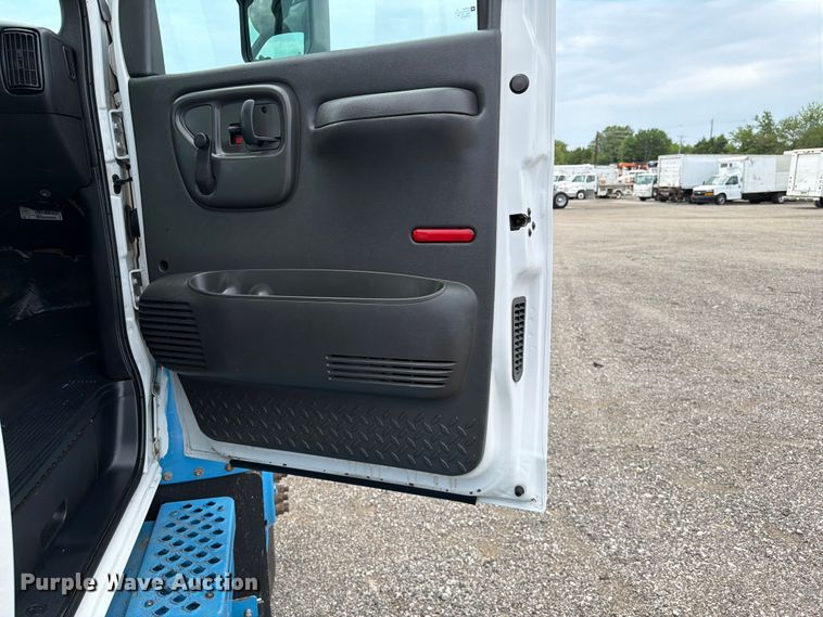 image for item EG9291 2008 GMC C7500 Propane delivery truck