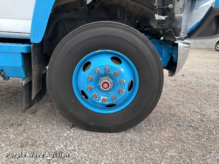 image for item EG9291 2008 GMC C7500 Propane delivery truck