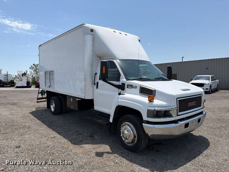 image for item EG9298 2006 GMC C5500 sewer inspection truck