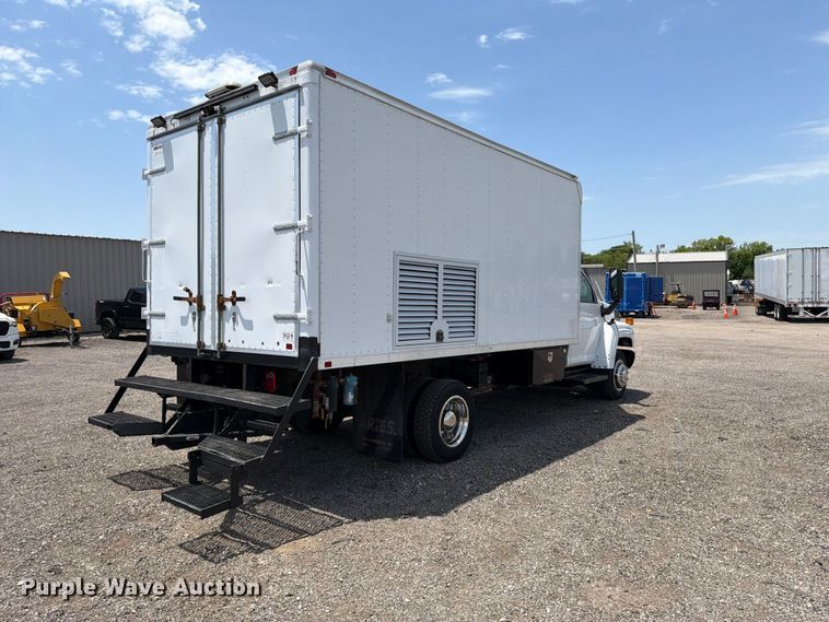 image for item EG9298 2006 GMC C5500 sewer inspection truck