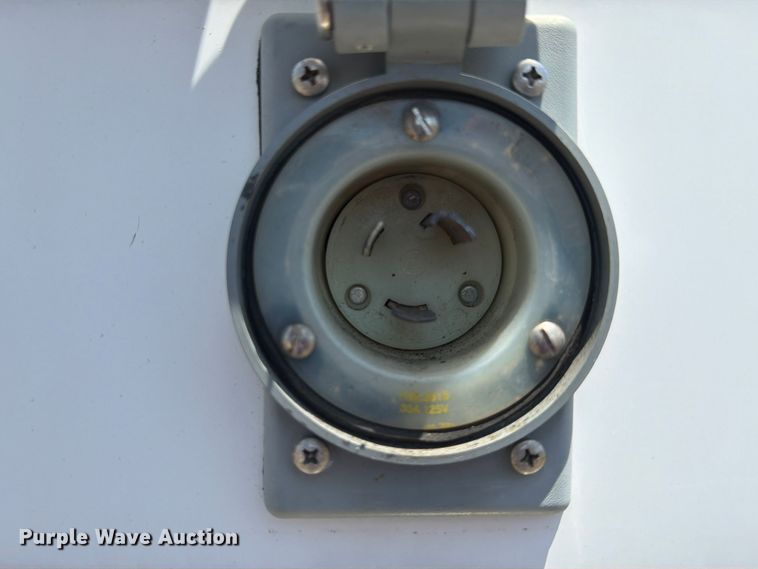 image for item EG9298 2006 GMC C5500 sewer inspection truck