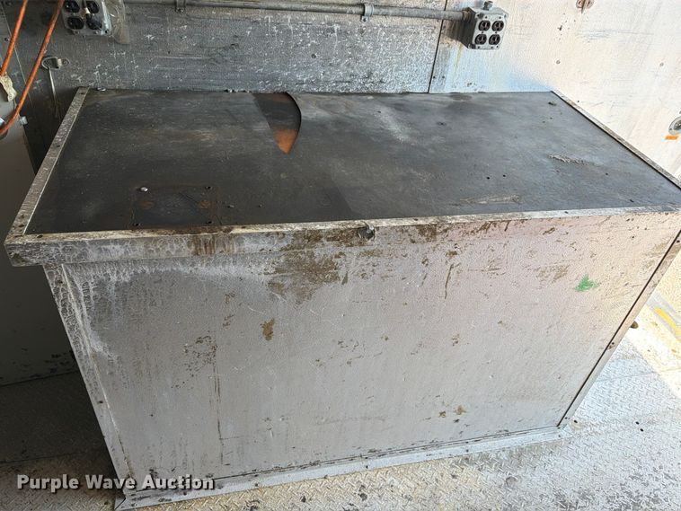 image for item EG9298 2006 GMC C5500 sewer inspection truck