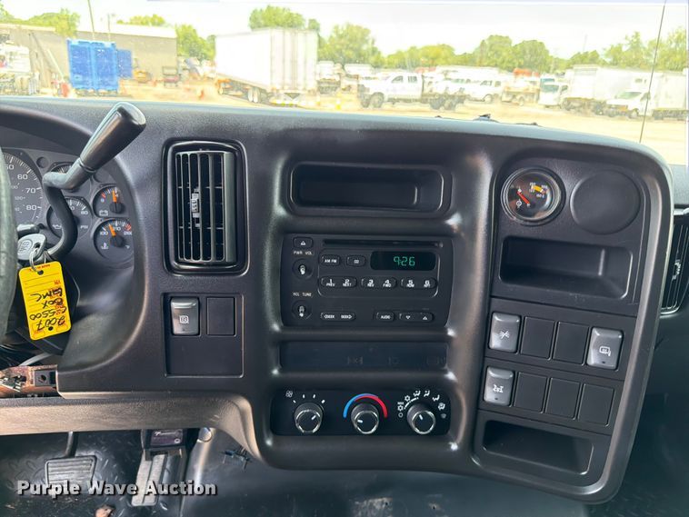 image for item EG9298 2006 GMC C5500 sewer inspection truck
