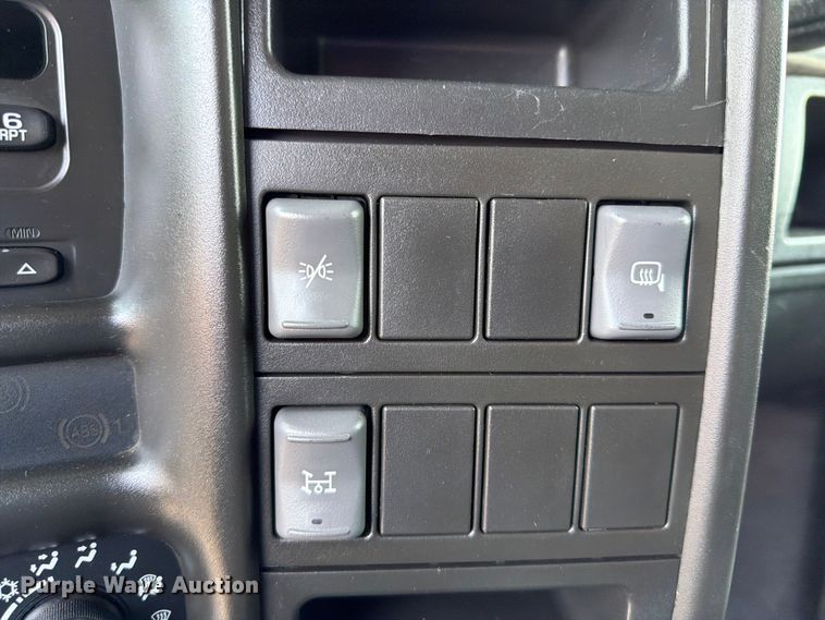 image for item EG9298 2006 GMC C5500 sewer inspection truck