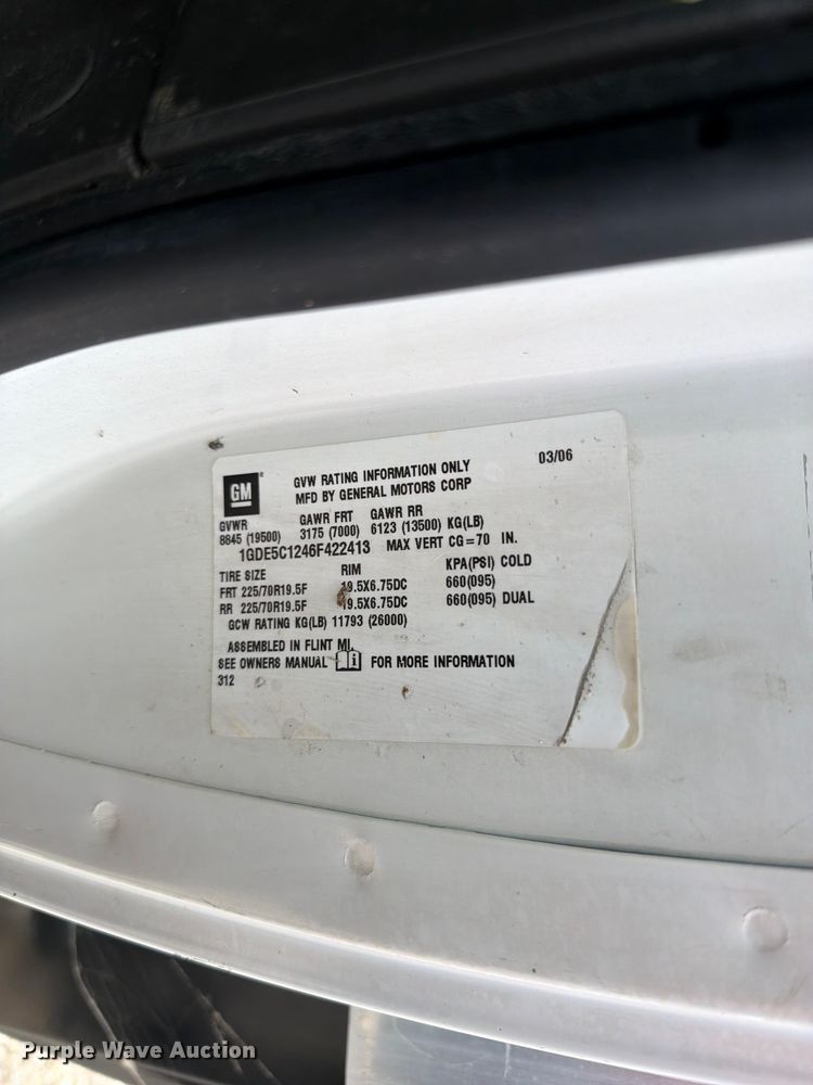 image for item EG9298 2006 GMC C5500 sewer inspection truck