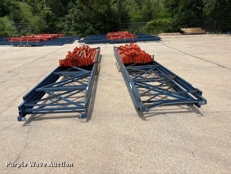 image for item EI5931 Pallet racking