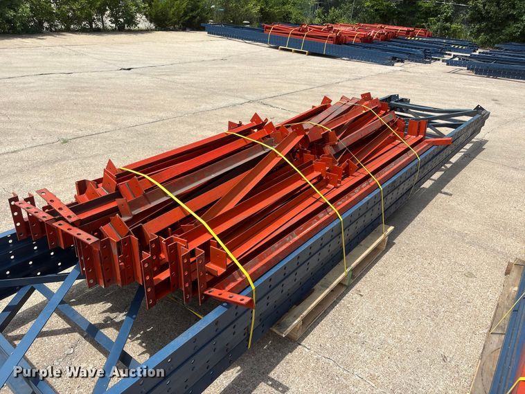 image for item EI5931 Pallet racking