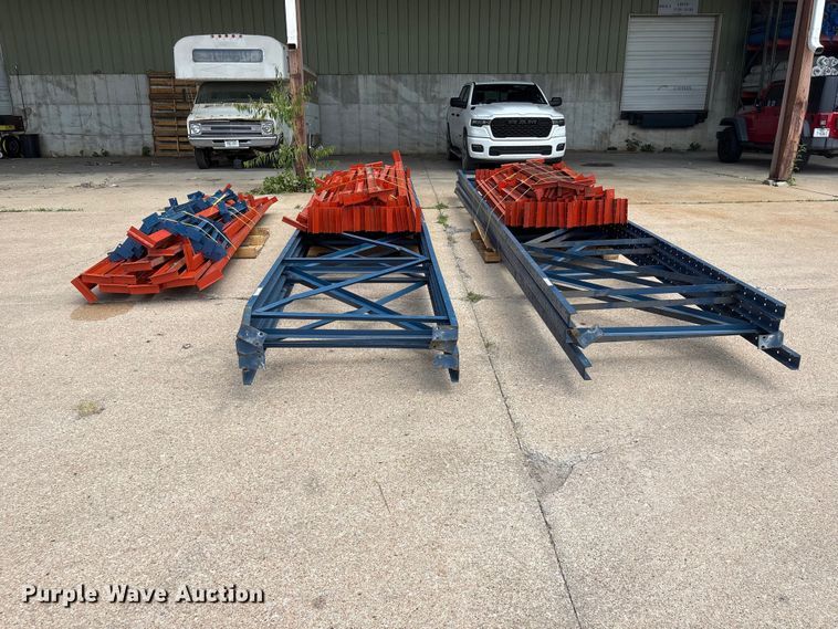 image for item EI5932 Pallet racking
