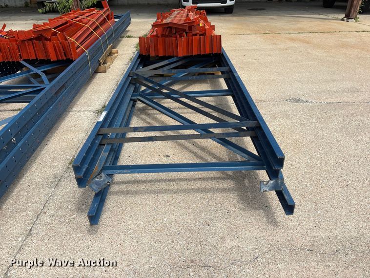 image for item EI5932 Pallet racking