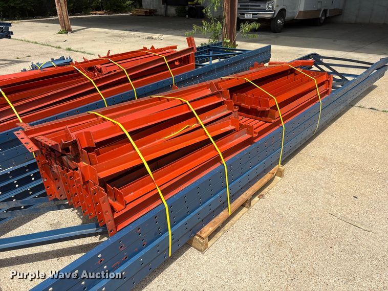 image for item EI5932 Pallet racking