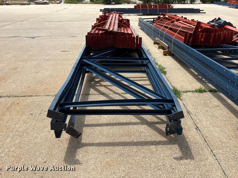 image for item EI5932 Pallet racking