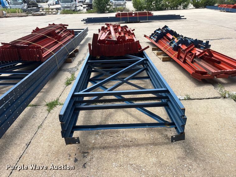 image for item EI5932 Pallet racking