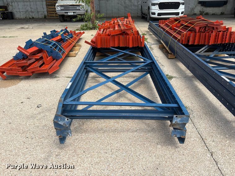 image for item EI5932 Pallet racking