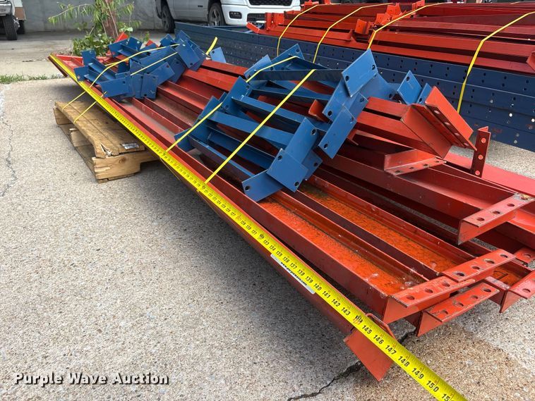 image for item EI5932 Pallet racking