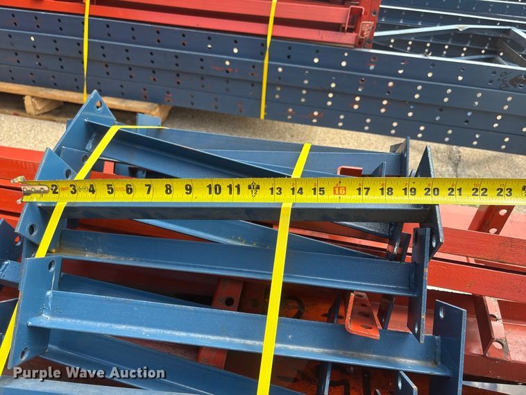 image for item EI5932 Pallet racking