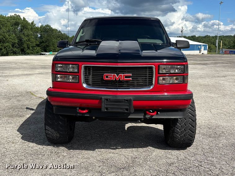 image for item EJ7836 1995 GMC Yukon SUV