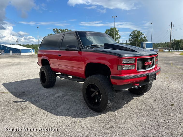 image for item EJ7836 1995 GMC Yukon SUV