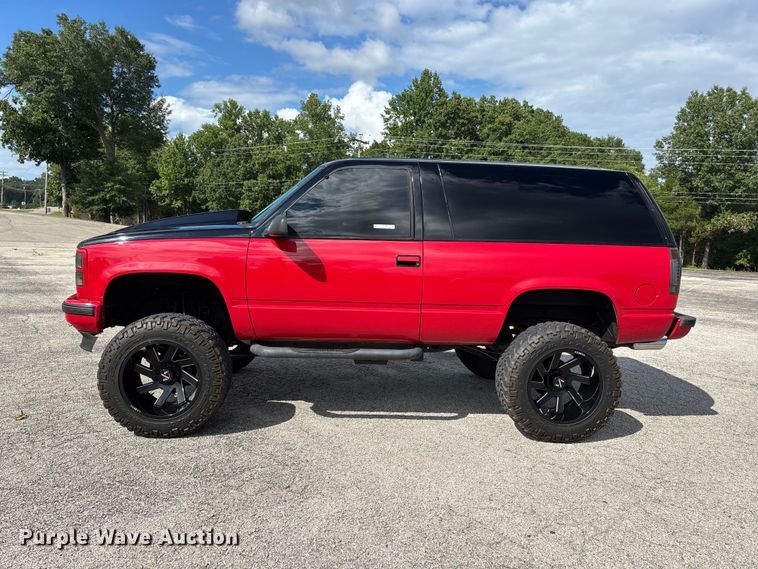 image for item EJ7836 1995 GMC Yukon SUV