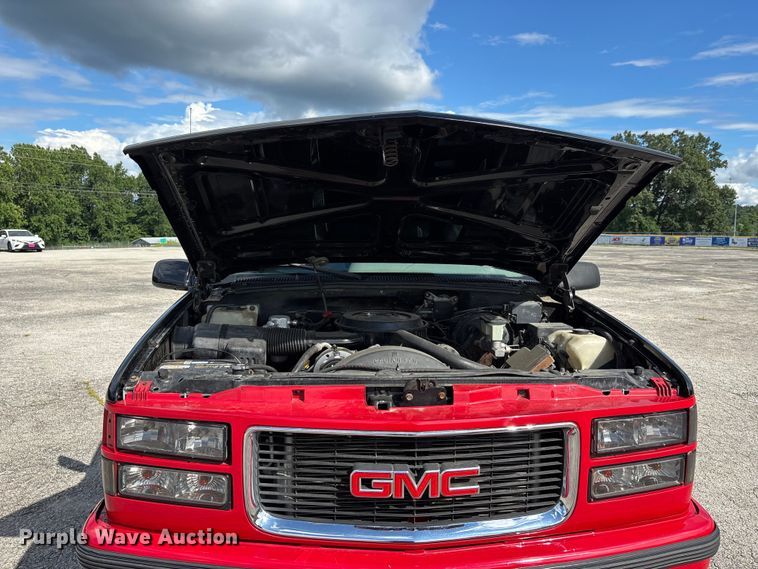 image for item EJ7836 1995 GMC Yukon SUV