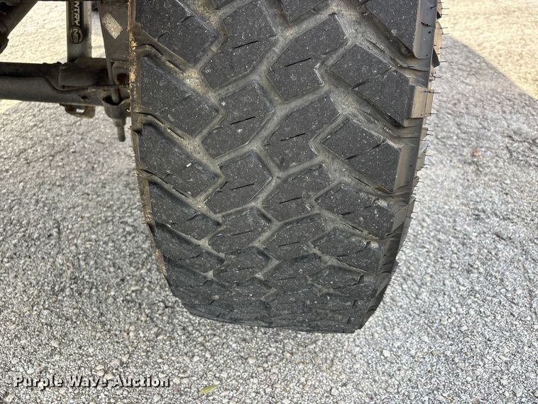 image for item EJ7836 1995 GMC Yukon SUV