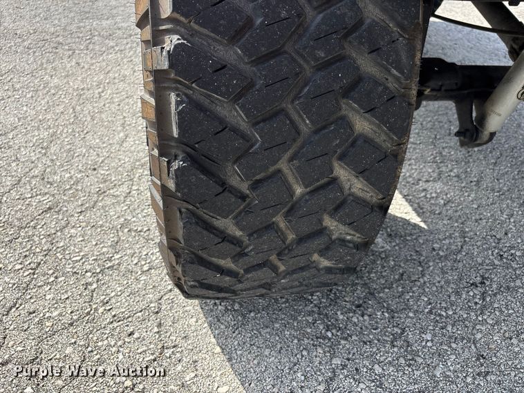 image for item EJ7836 1995 GMC Yukon SUV