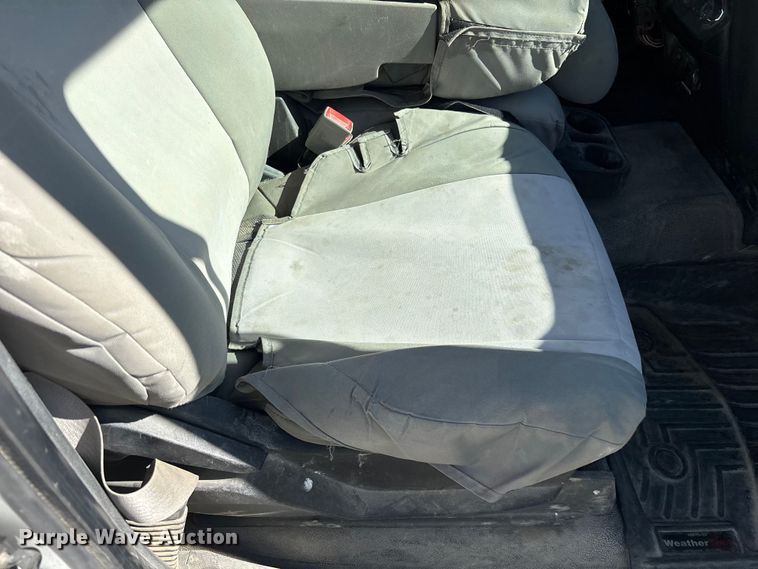 image for item EL2496 2018 Ford F250 utility bed pickup truck