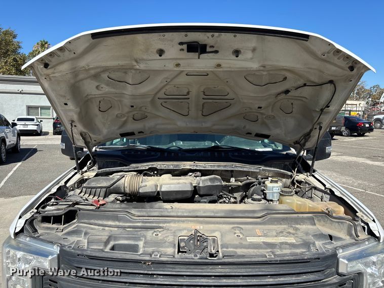 image for item EL2496 2018 Ford F250 utility bed pickup truck