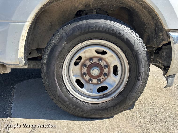 image for item EL2496 2018 Ford F250 utility bed pickup truck