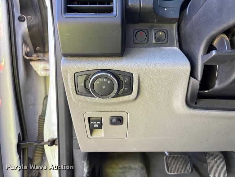 image for item EL2497 2019 Ford F150 Ext. Cab pickup truck