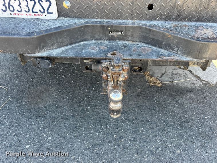 image for item EL2499 2019 Ford F250 Super Duty utility bed pickup truck