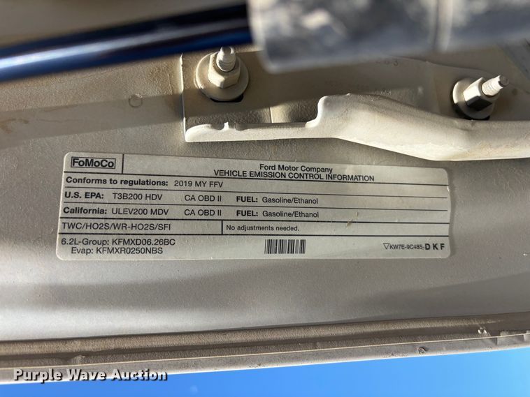 image for item EL2499 2019 Ford F250 Super Duty utility bed pickup truck