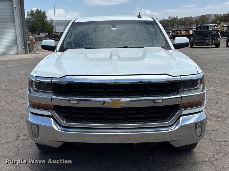 image for item EL2523 2019 Chevrolet Silverado 1500 Crew Cab pickup truck