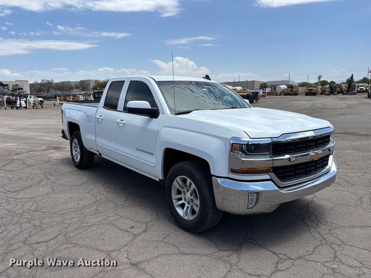 image for item EL2523 2019 Chevrolet Silverado 1500 Crew Cab pickup truck