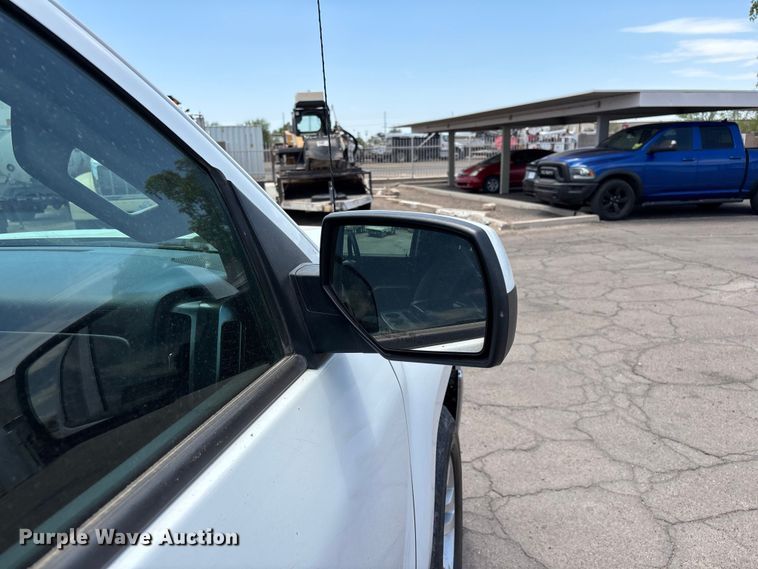image for item EL2523 2019 Chevrolet Silverado 1500 Crew Cab pickup truck