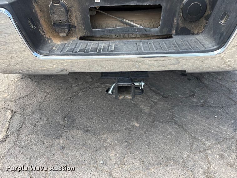 image for item EL2523 2019 Chevrolet Silverado 1500 Crew Cab pickup truck