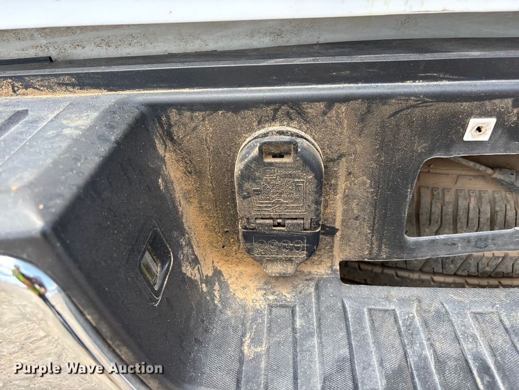 image for item EL2523 2019 Chevrolet Silverado 1500 Crew Cab pickup truck
