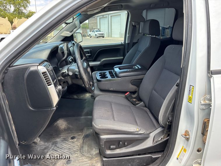image for item EL2523 2019 Chevrolet Silverado 1500 Crew Cab pickup truck