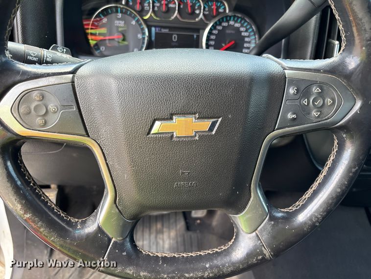 image for item EL2523 2019 Chevrolet Silverado 1500 Crew Cab pickup truck