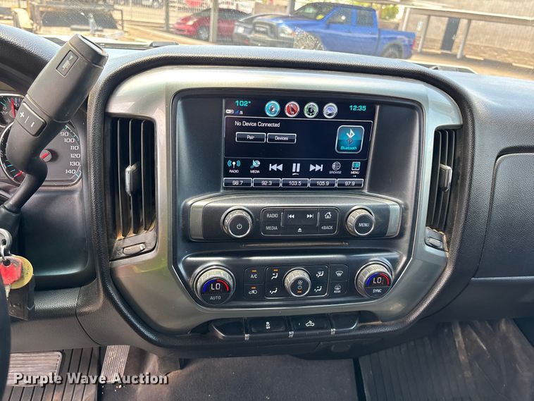image for item EL2523 2019 Chevrolet Silverado 1500 Crew Cab pickup truck