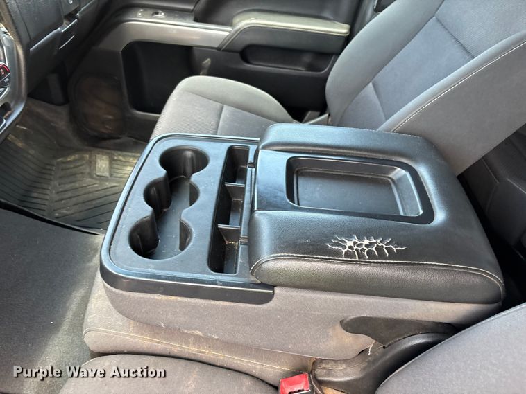 image for item EL2523 2019 Chevrolet Silverado 1500 Crew Cab pickup truck