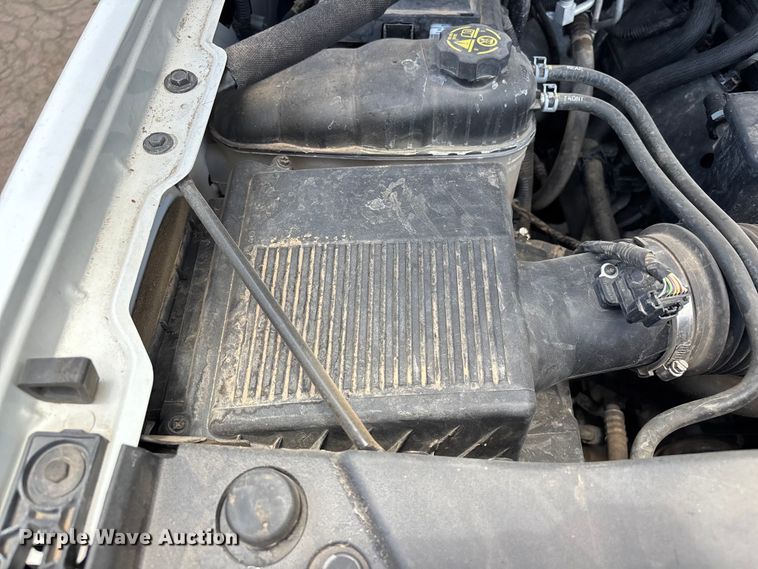 image for item EL2523 2019 Chevrolet Silverado 1500 Crew Cab pickup truck