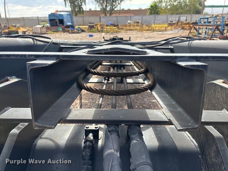 image for item EL2524 2018 Galbreath AF-0R-174 roll off container bed