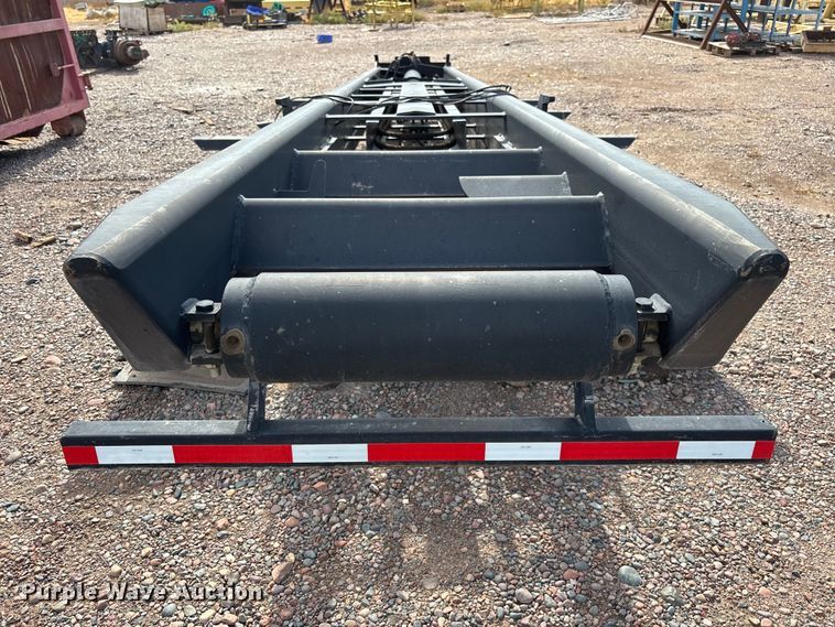 image for item EL2524 2018 Galbreath AF-0R-174 roll off container bed