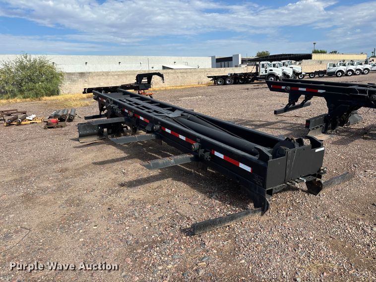 image for item EL2525 2018 Galbreath AF-0R-174 roll-off container bed