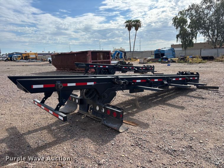 image for item EL2525 2018 Galbreath AF-0R-174 roll-off container bed